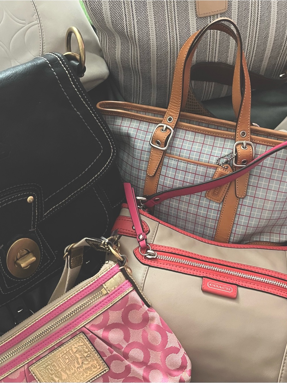 LIVE SALE: Medium Coach Bag